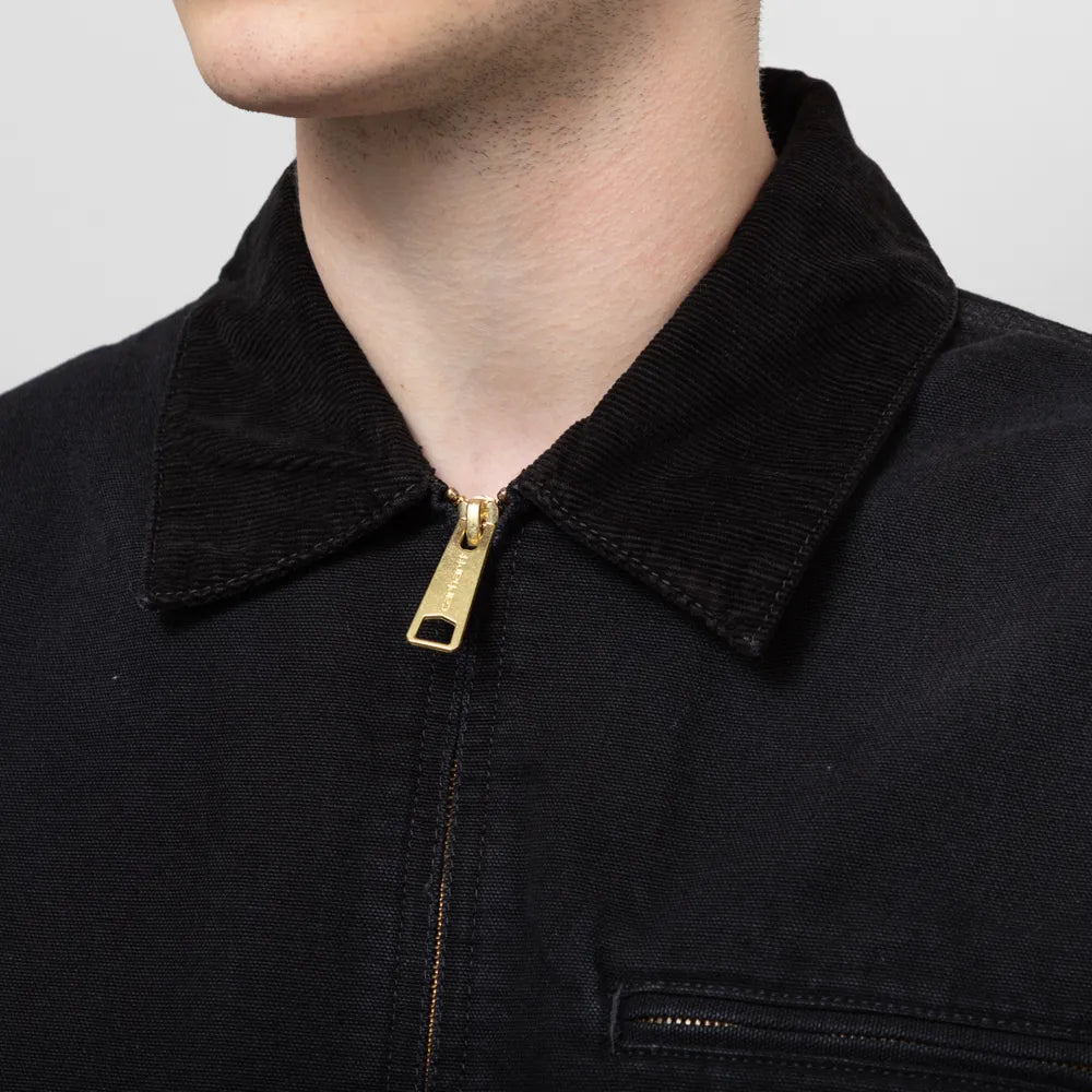 Chaqueta Carhartt WIP OG Detroit de lona negra envejecida.