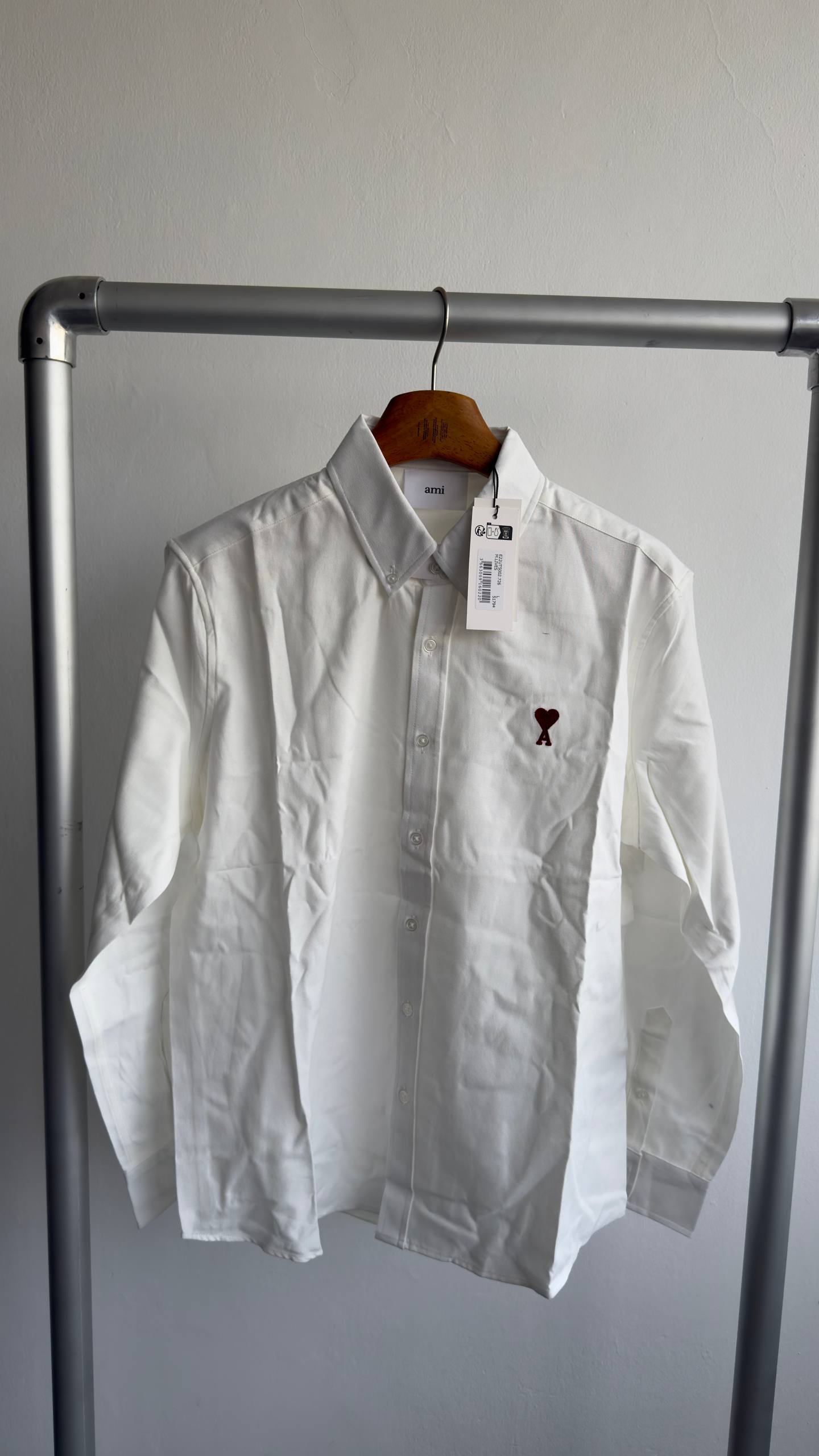 Camisa abotonada Ami de Coeur de algodón oxford.