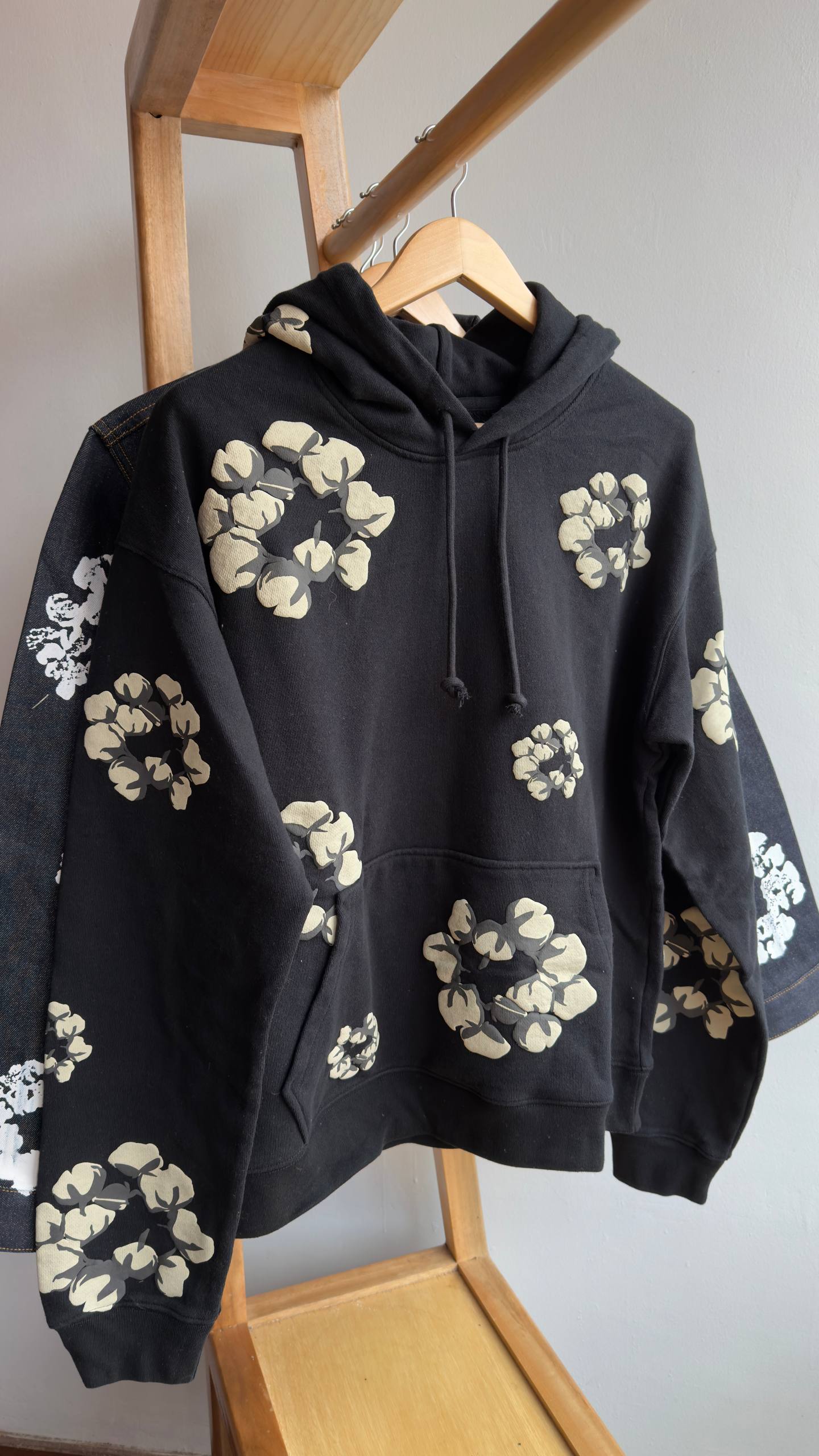 Denim Tears Cotton Wreath Hoodie - Black