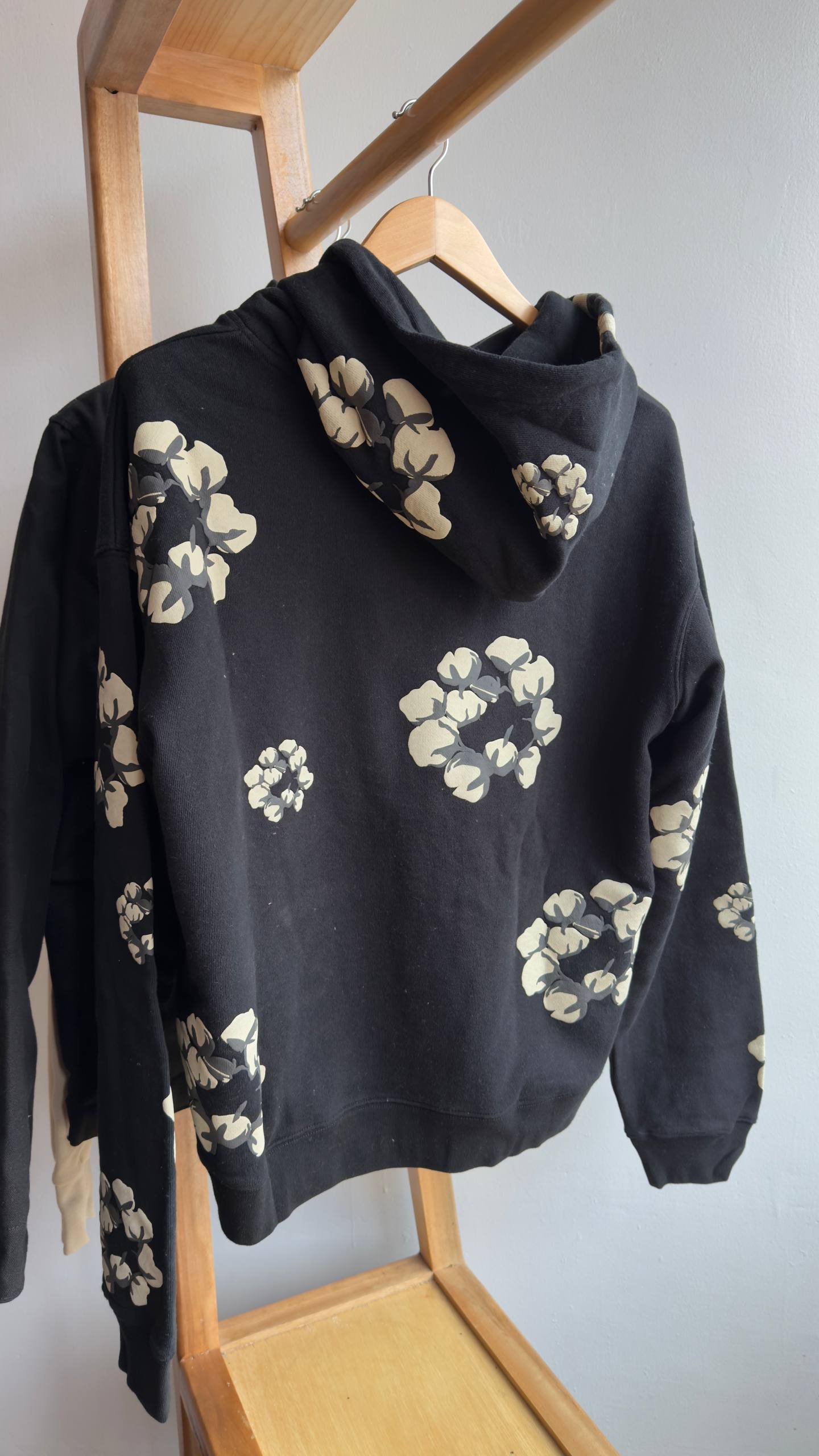Denim Tears Cotton Wreath Hoodie - Black